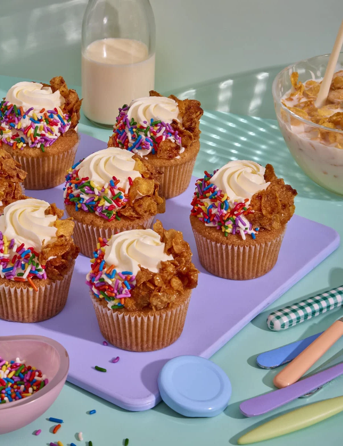 Crumbs & Doilies: Over 90 Mouth-Watering Bakes to Create at Home from Youtube Sensation Cupcake Jemma