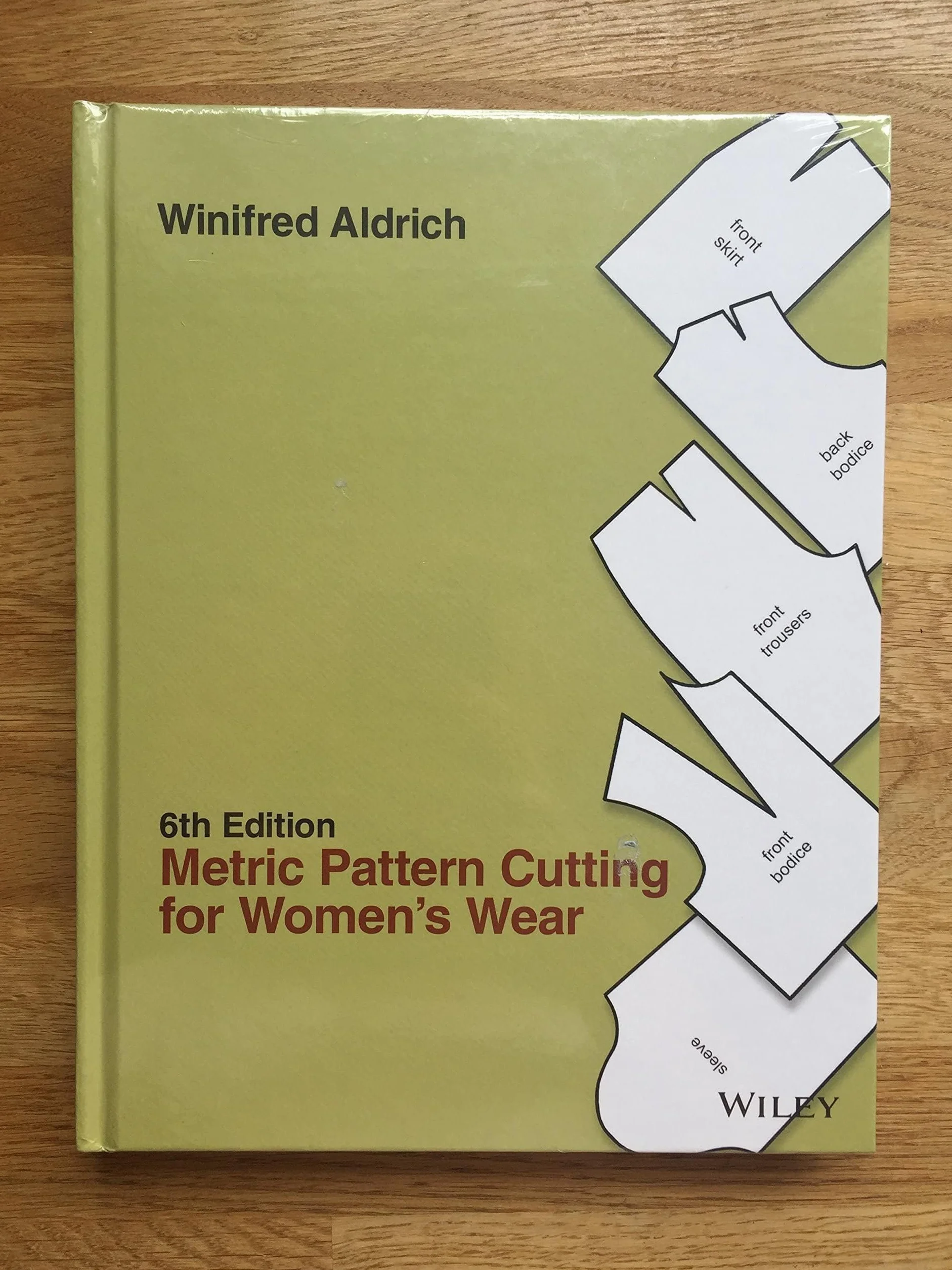 Metric Pattern Cutting for Women's Wear