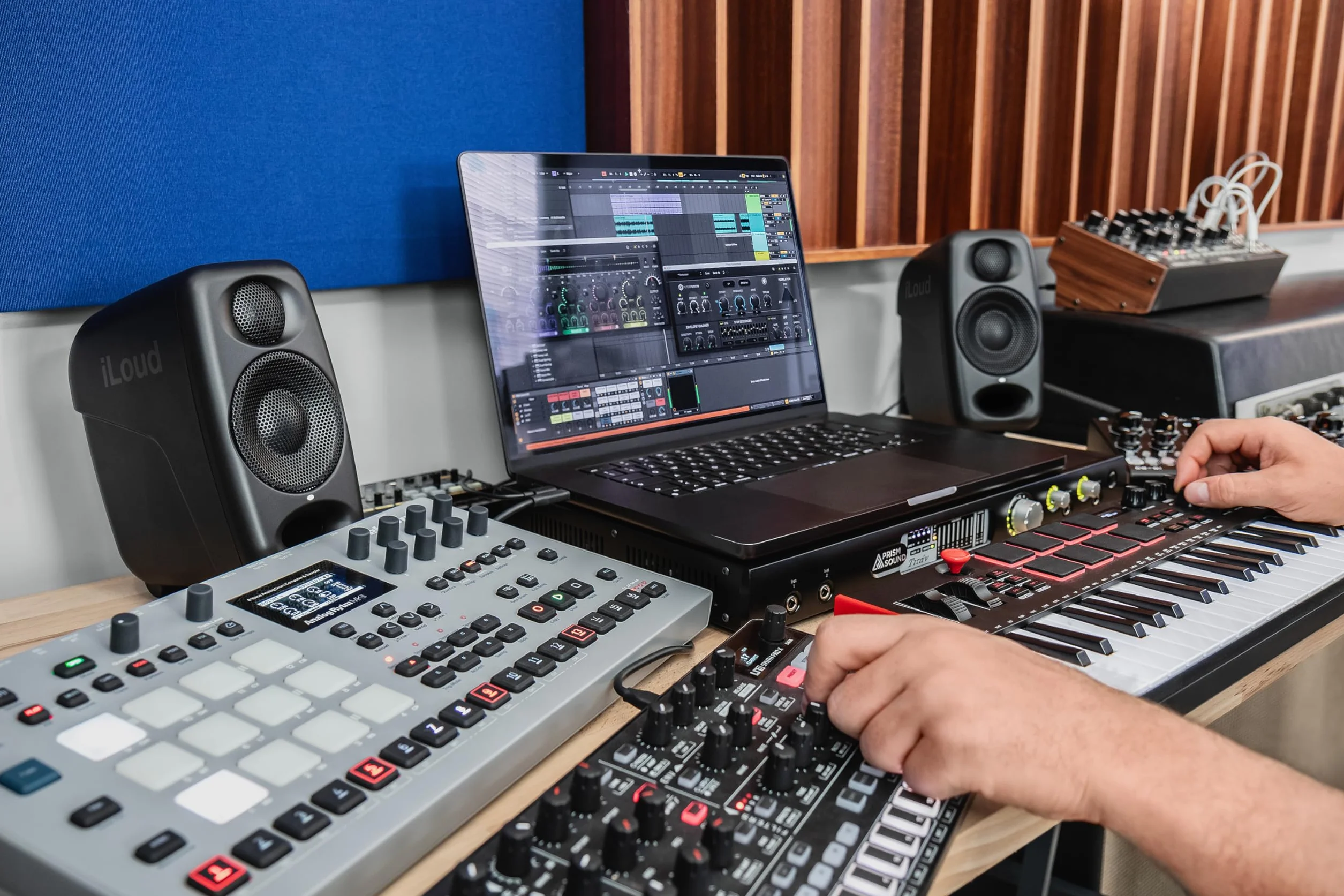 IK Multimedia iLoud Micro Monitor Pro - Pair - 2-Way bi-amped, highly portable, digitally controlled compact reference studio monitors. X-MONITOR. Incl. ARC calibration mic. Black.