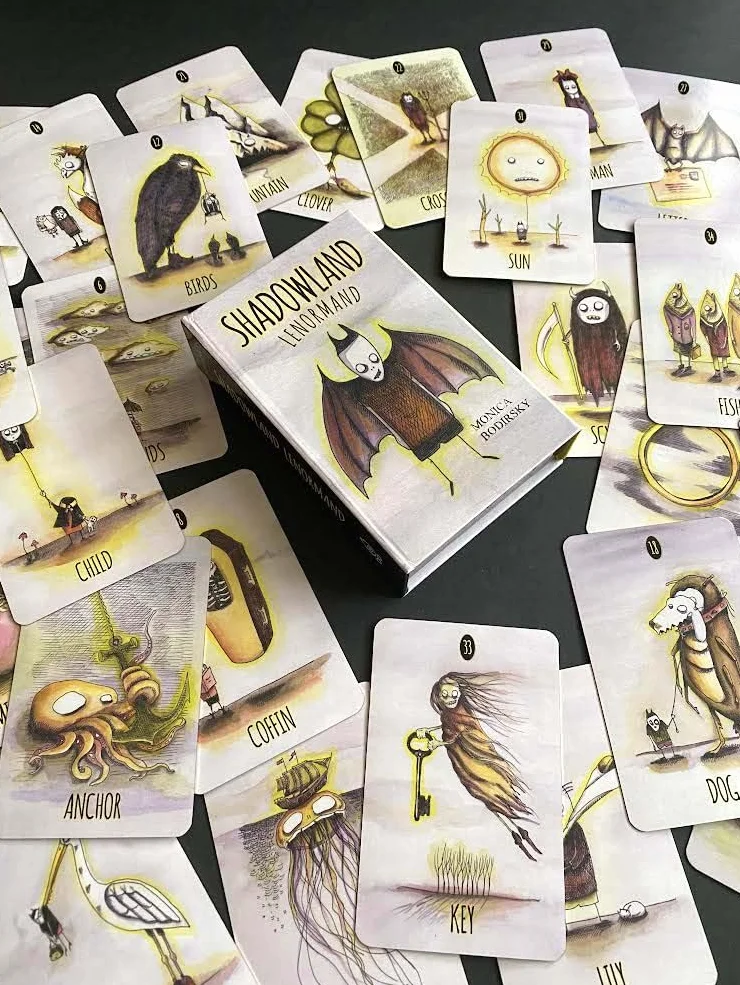 Shadowland Lenormand: (Lenormand Box Set with 36 Cards and Guide Book)