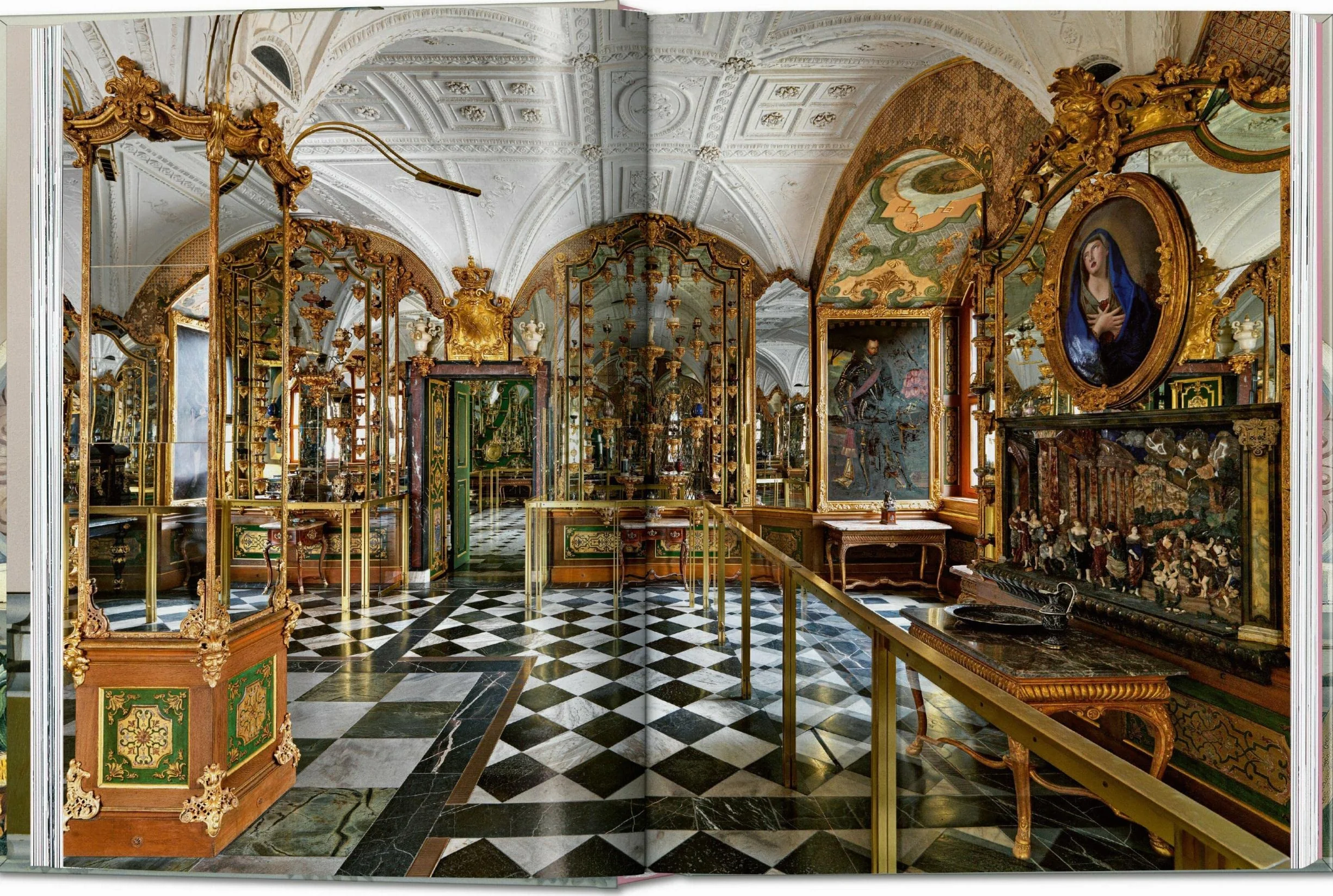 Massimo Listri: Cabinet of Curiosities: Cabinet of Curiosities. 45th Ed.