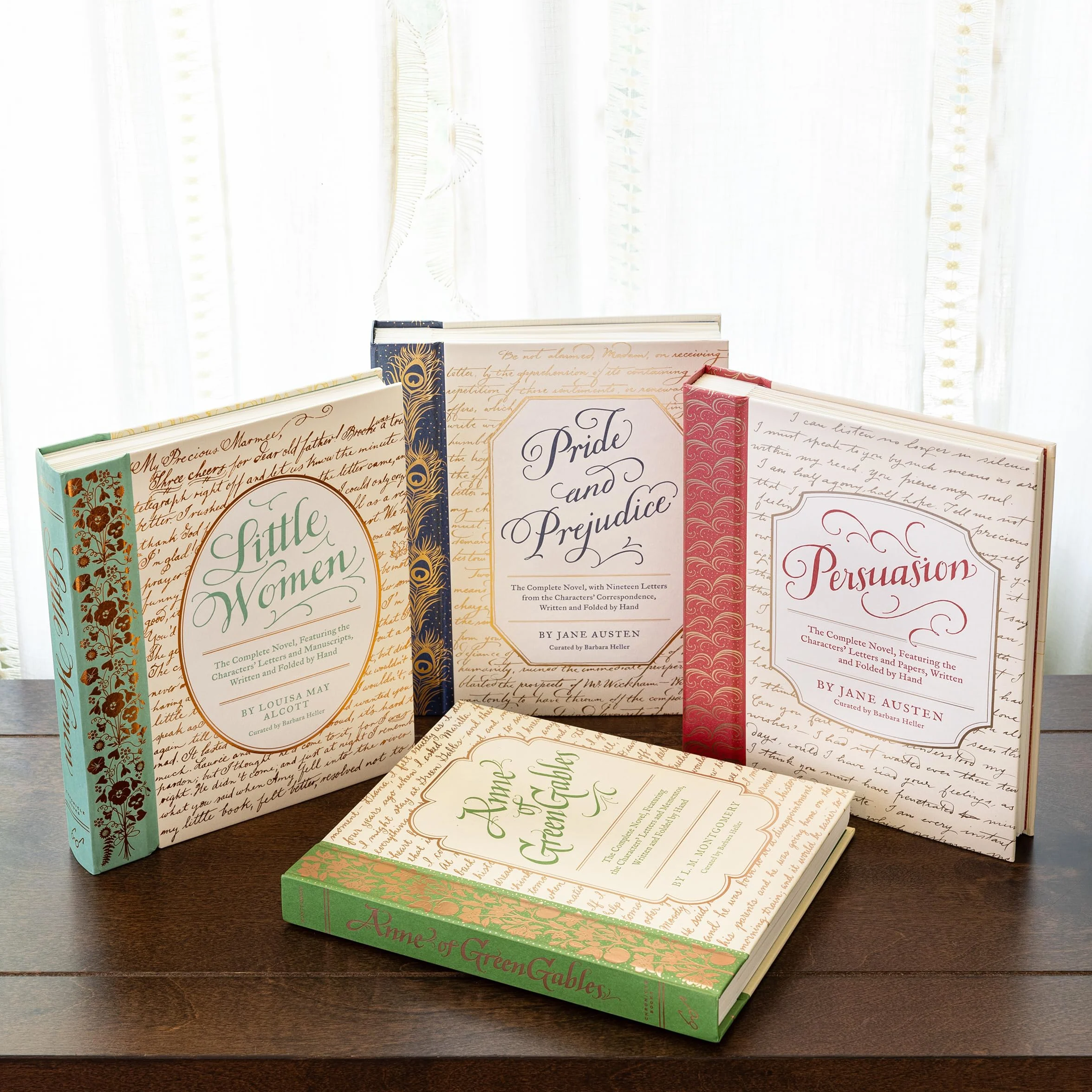 Anne of Green Gables: The Complete Novel, Featuring the Characters' Letters and Mementos, Written and Folded by Hand