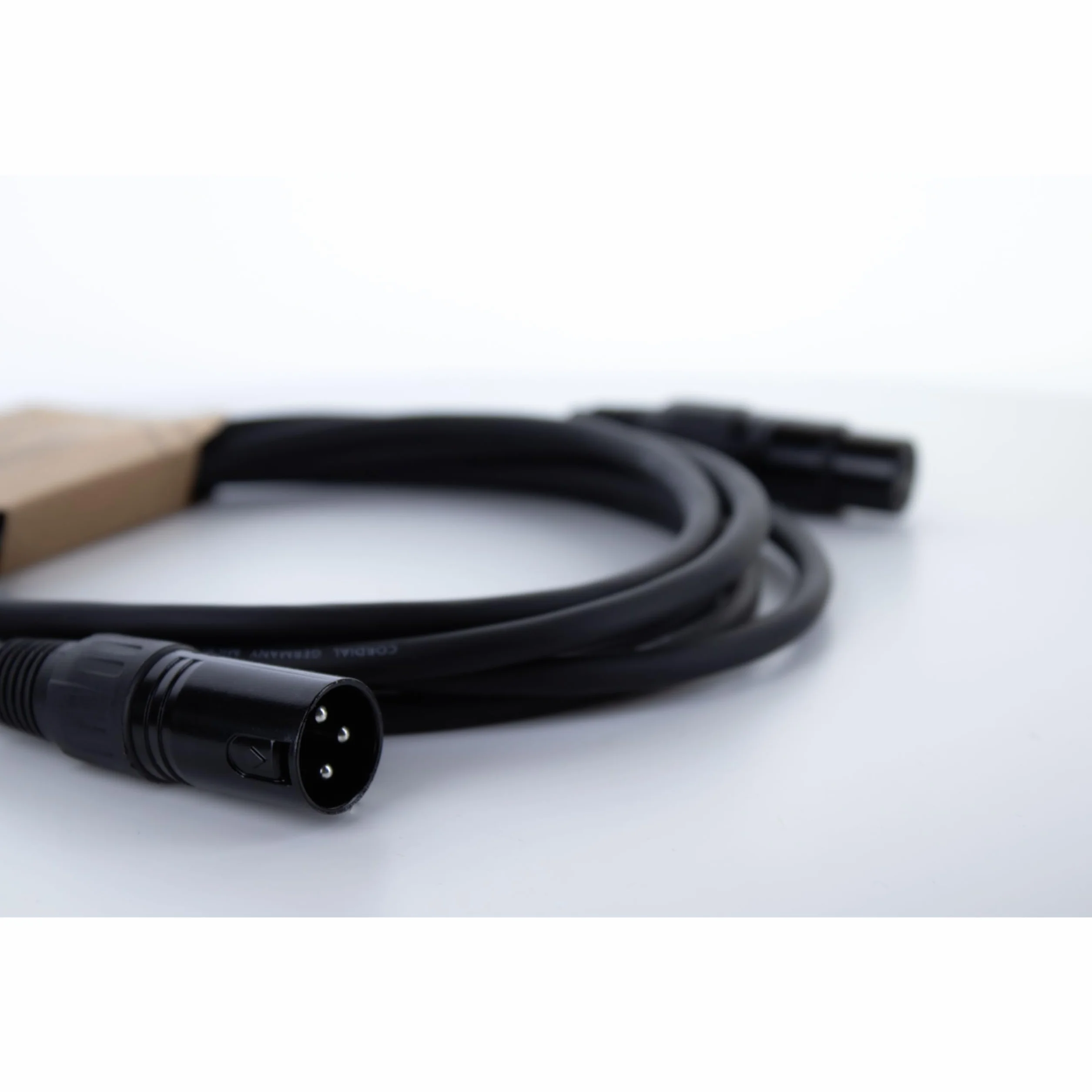 Cordial EM 6 FM Microphone Cable 6 m - Kabel mikrofonowy