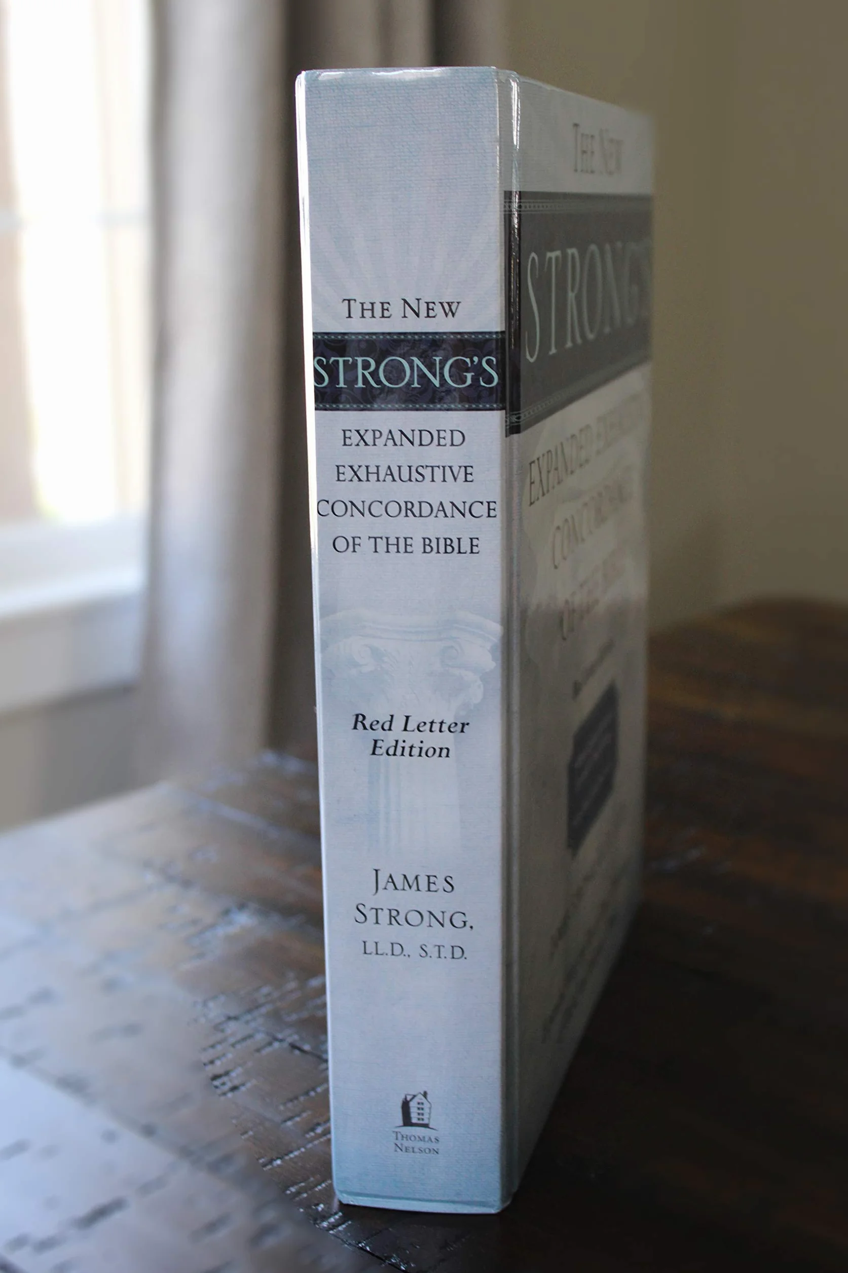The New Strong's Expanded Exhaustive Concordance of the Bible: Every Word of the Bible Indexed, Red Letter Edition