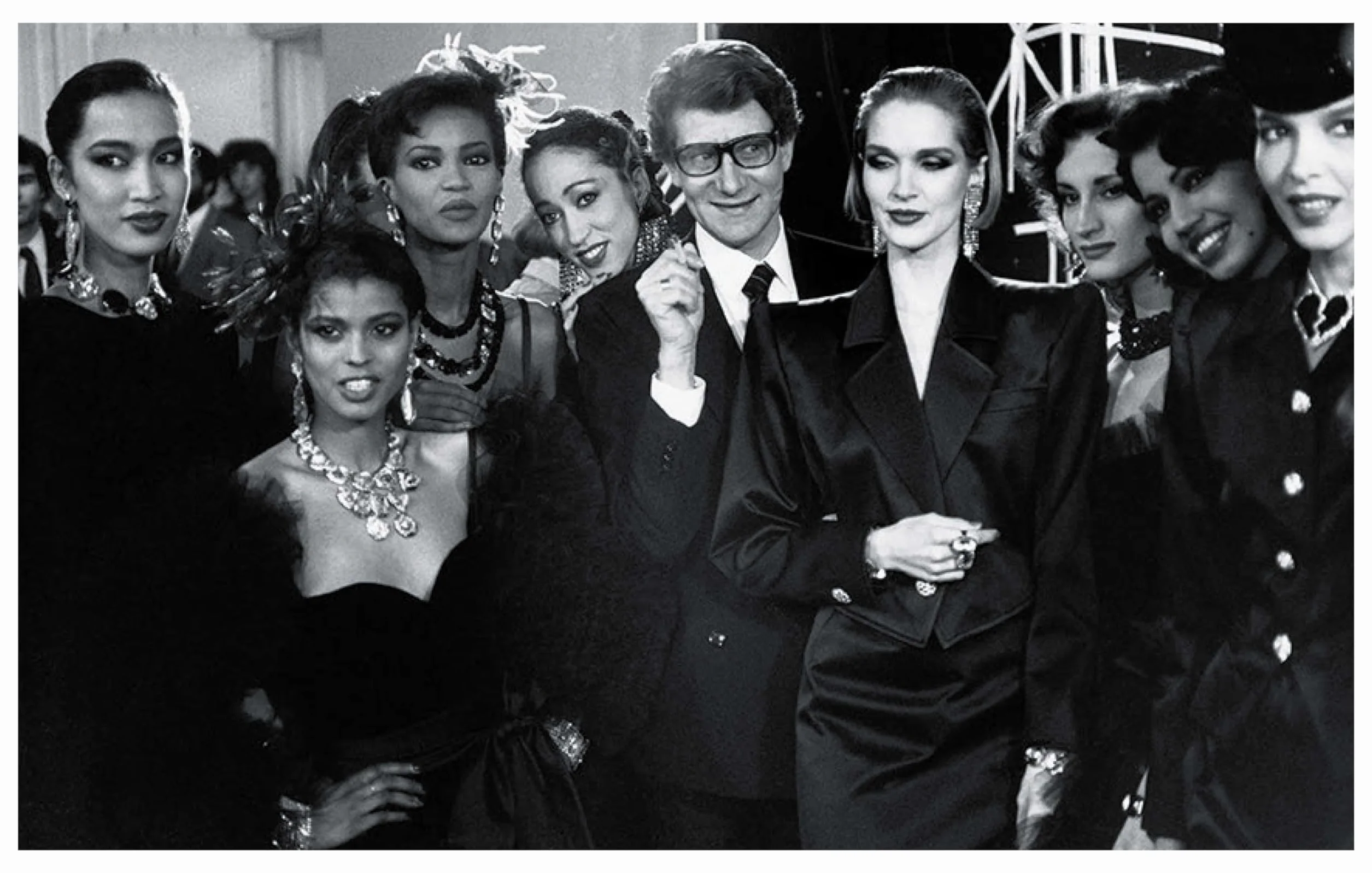 Yves Saint Laurent : Form and Fashion: Form and Fashion