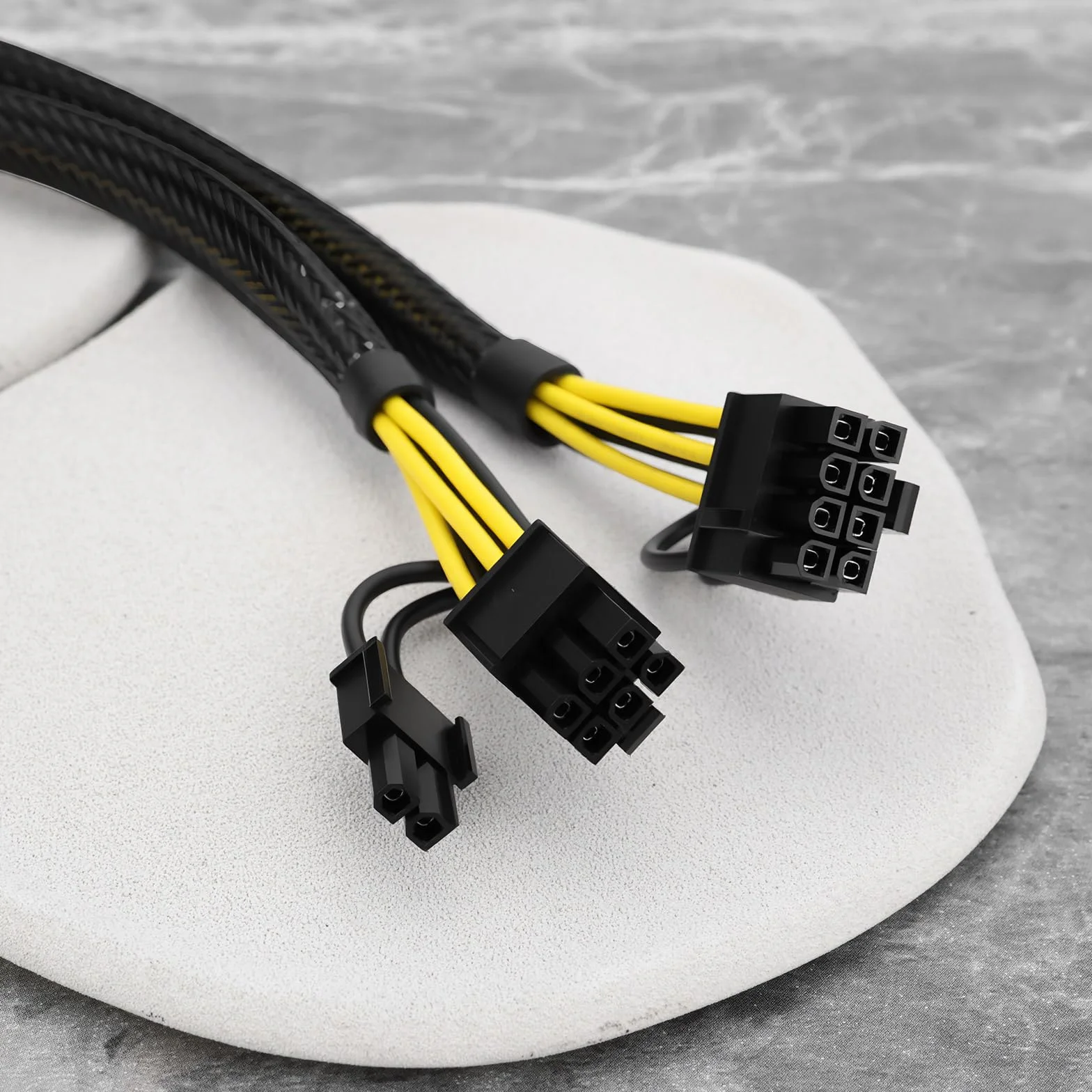 The Lord of the Tools Kabel zasilający karty graficznej GPU 8-pinowy na podwójny 8-pinowy 6+2-pinowy N08NH 9H6FV kompatybilny z Dell R720 R720XD R730