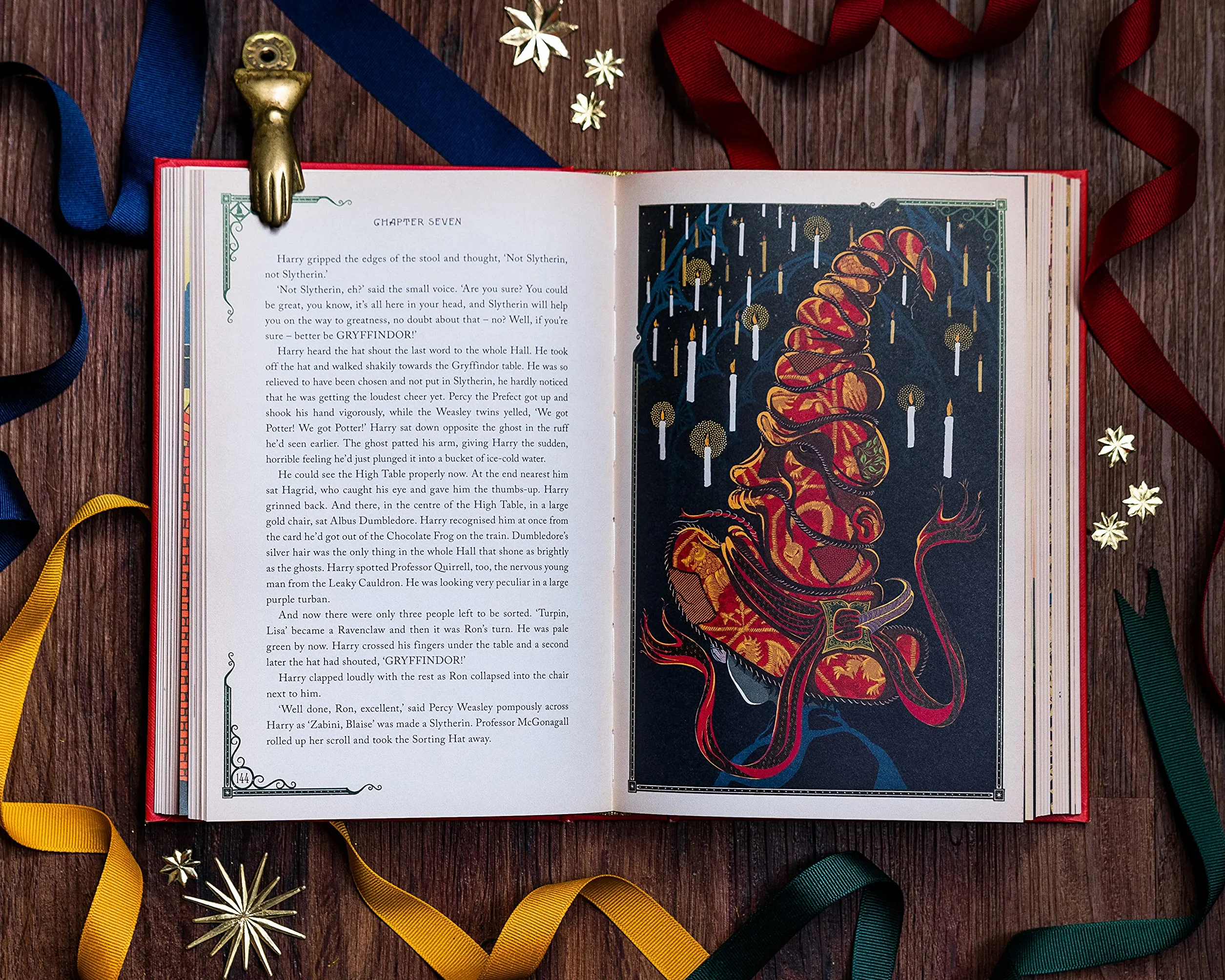 Harry Potter 1 and the Philosopher's Stone. MinaLima Edition: Minalima Illustrated Edition: A sumptuously illustrated gift book with magical interactive surprises