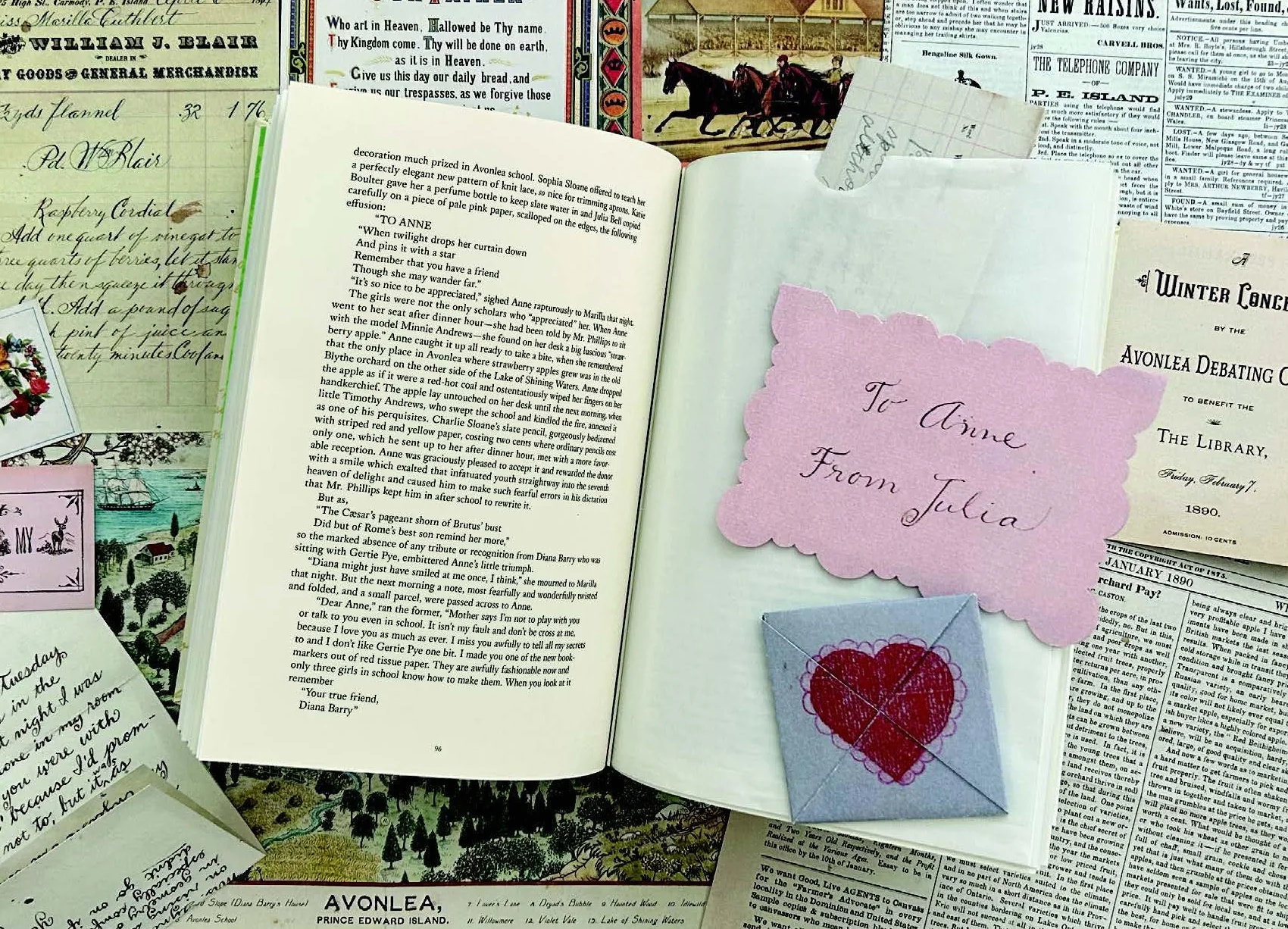 Anne of Green Gables: The Complete Novel, Featuring the Characters' Letters and Mementos, Written and Folded by Hand