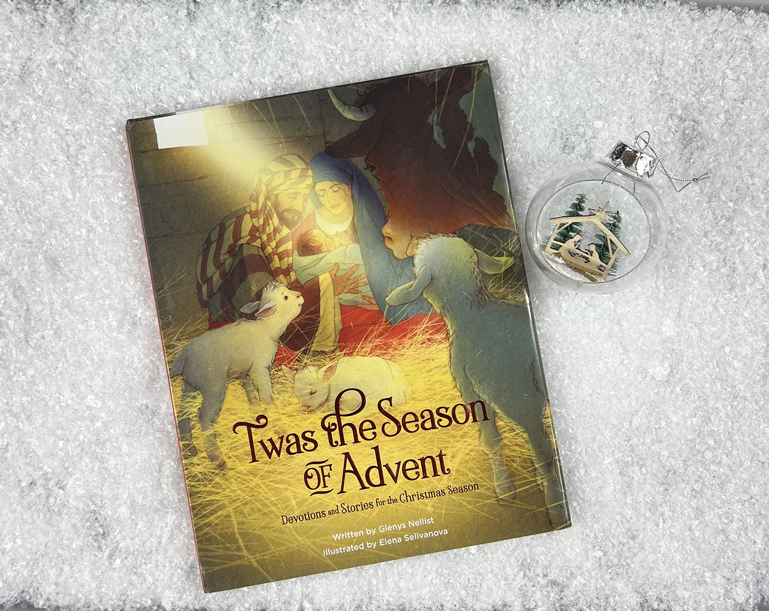 'Twas the Season of Advent: Devotions and Stories for the Christmas Season