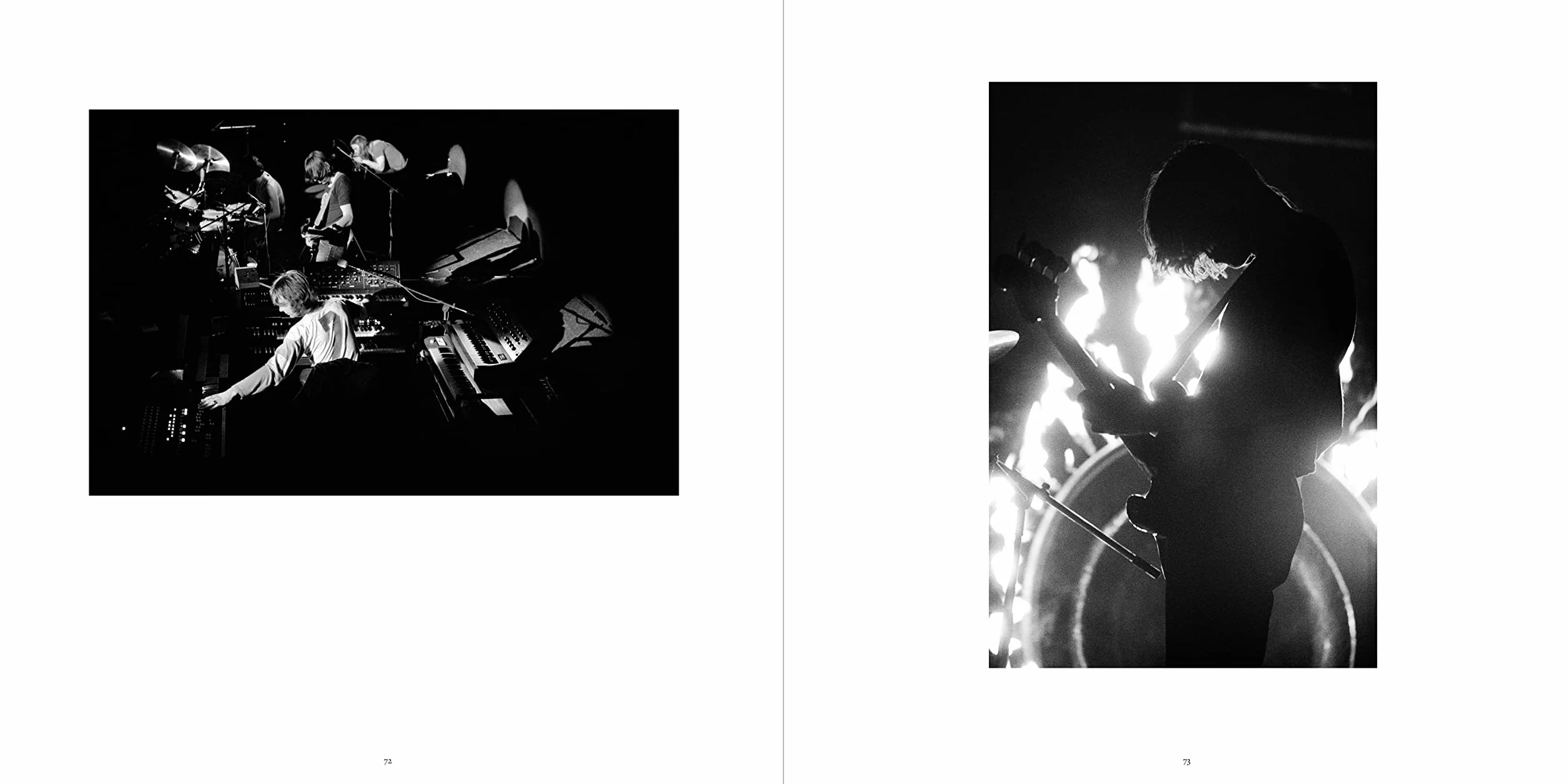 Pink Floyd: The Dark Side Of The Moon /anglais: The Dark Side of the Moon: The Official 50th Anniversary Photobook