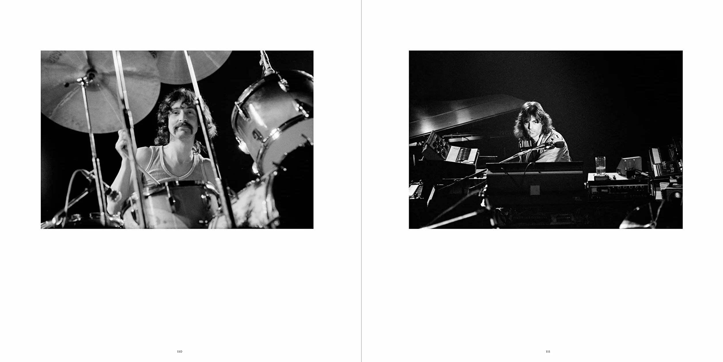 Pink Floyd: The Dark Side Of The Moon /anglais: The Dark Side of the Moon: The Official 50th Anniversary Photobook