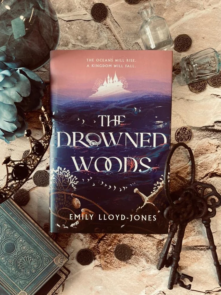 The Drowned Woods: The Sunday Times bestselling and darkly gripping YA fantasy heist novel
