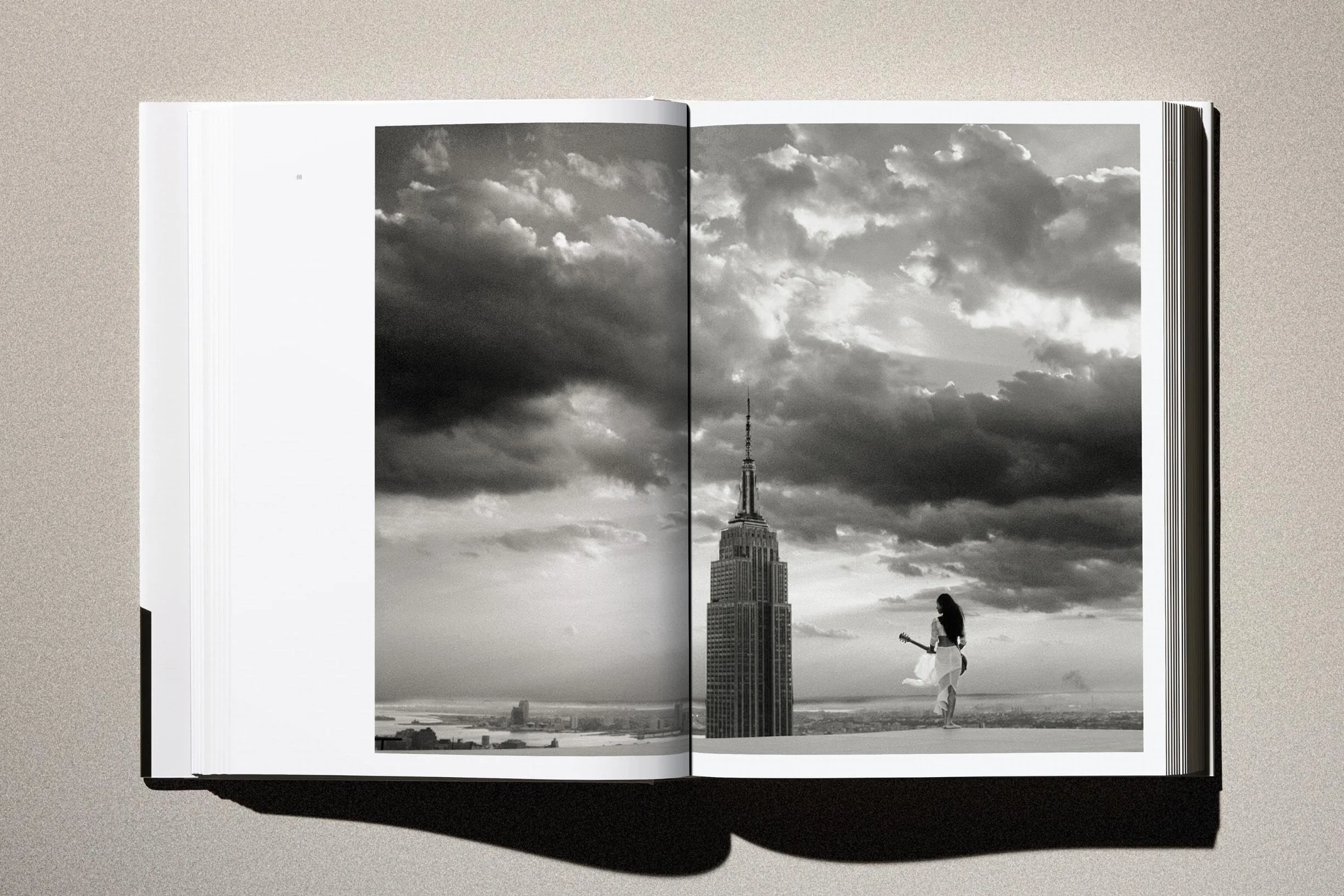 Albert watson. kaos - edition multilingue